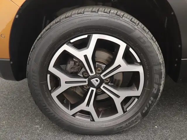 Dacia Duster view 6