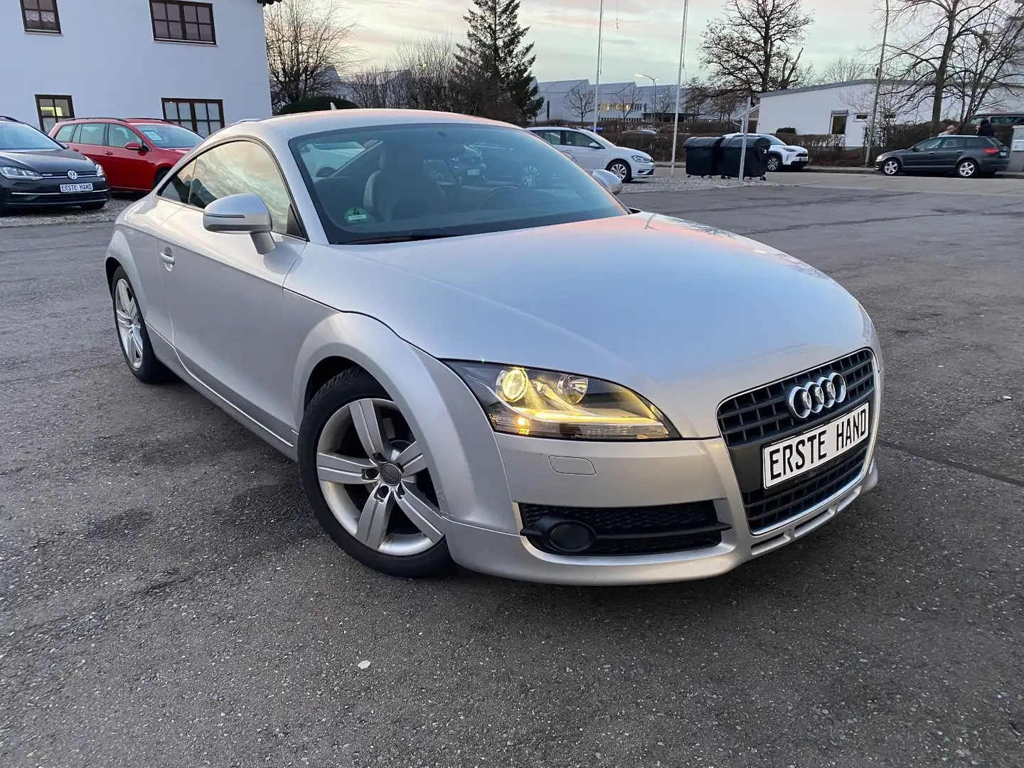 Audi TT Coupe/Roadster 2.0 TFSI Coupe Silber - 2