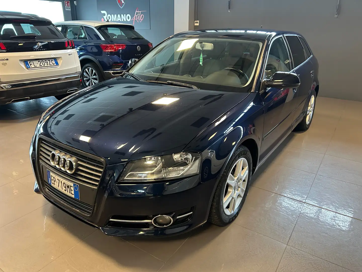 Audi A3 A3 II 2008 Sportback Sportback 2.0 tdi Attraction Blau - 2