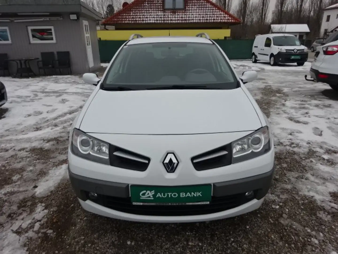 Renault Megane Kombi nur 39.900 KM 1. Besitz von Pensionist Weiß - 2