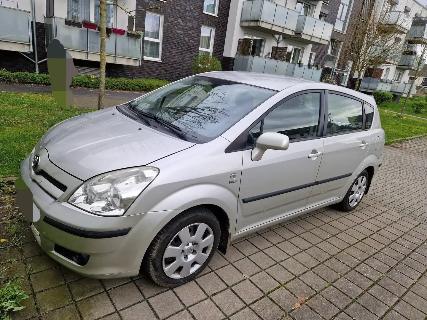 Toyota Corolla Verso 1.8 Edition 7 sitzer Béžová - 1