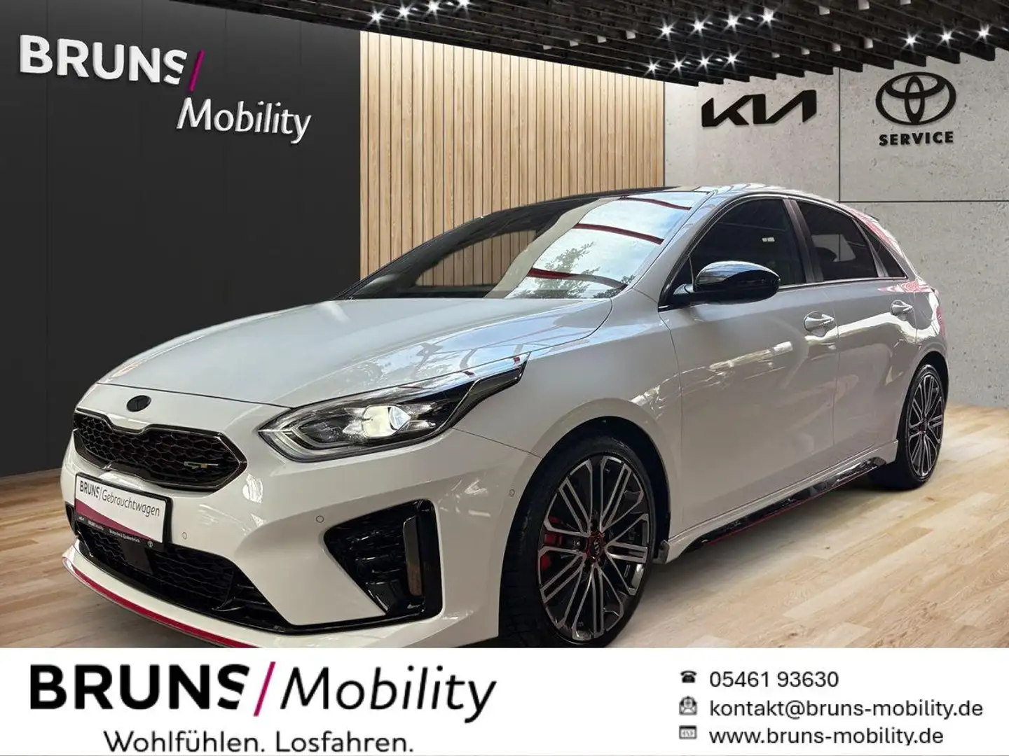 Kia Ceed / cee'd 1.6T DCT7 GT NAV KOMF GD Wit - 1