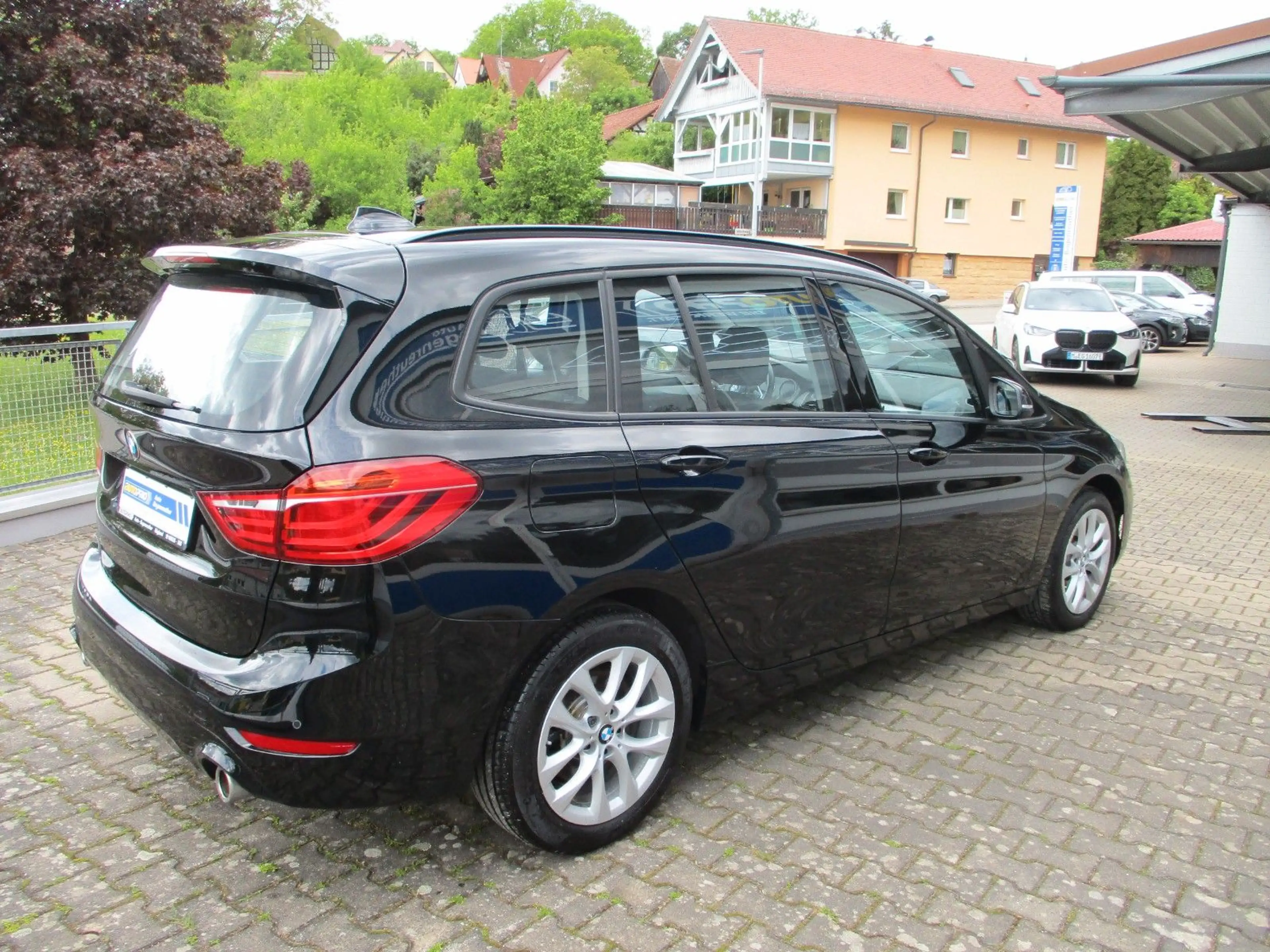 BMW 220 Gran Tourer 220 d Advantage+7-Sitze+1.HD — photo 6
