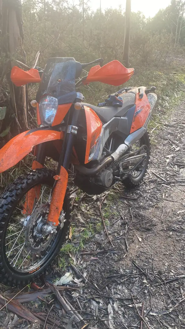 KTM 690 Enduro Oranžová - 2