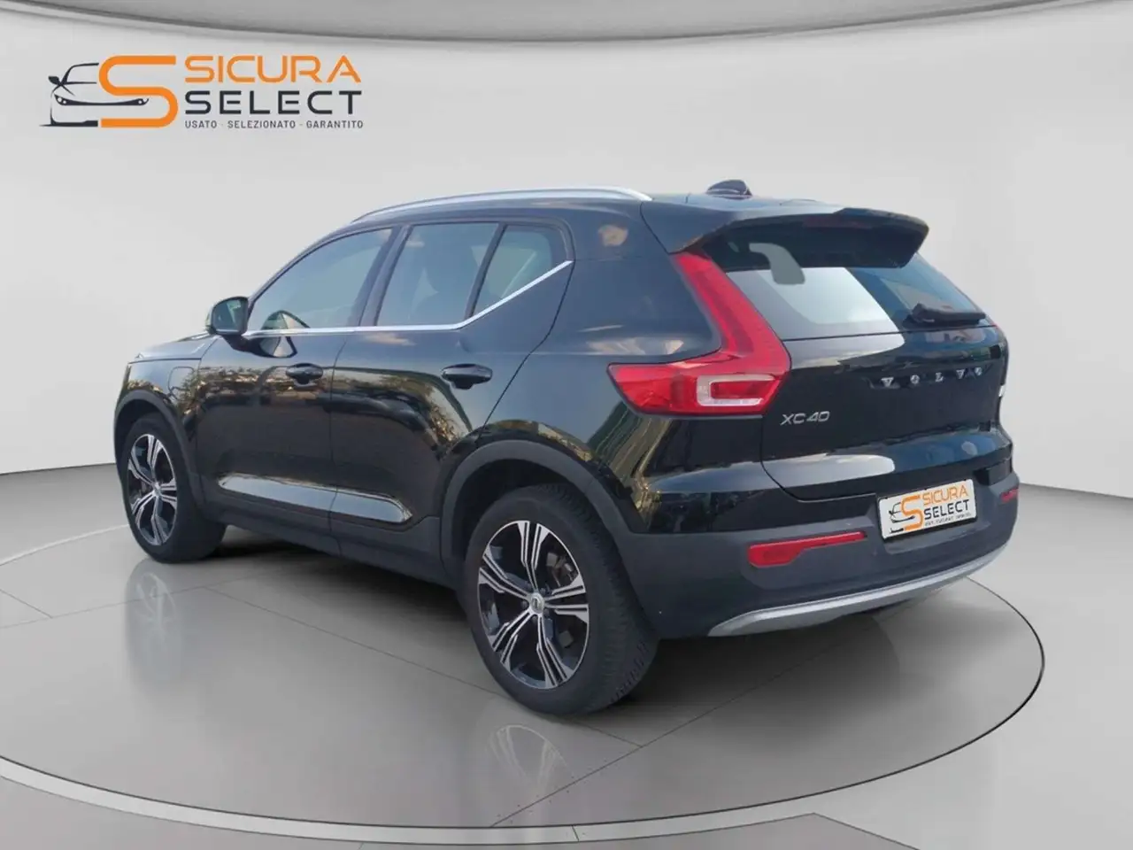 Volvo XC40 T5 Recharge Plug-in Hybrid Inscription, миниатюра 3