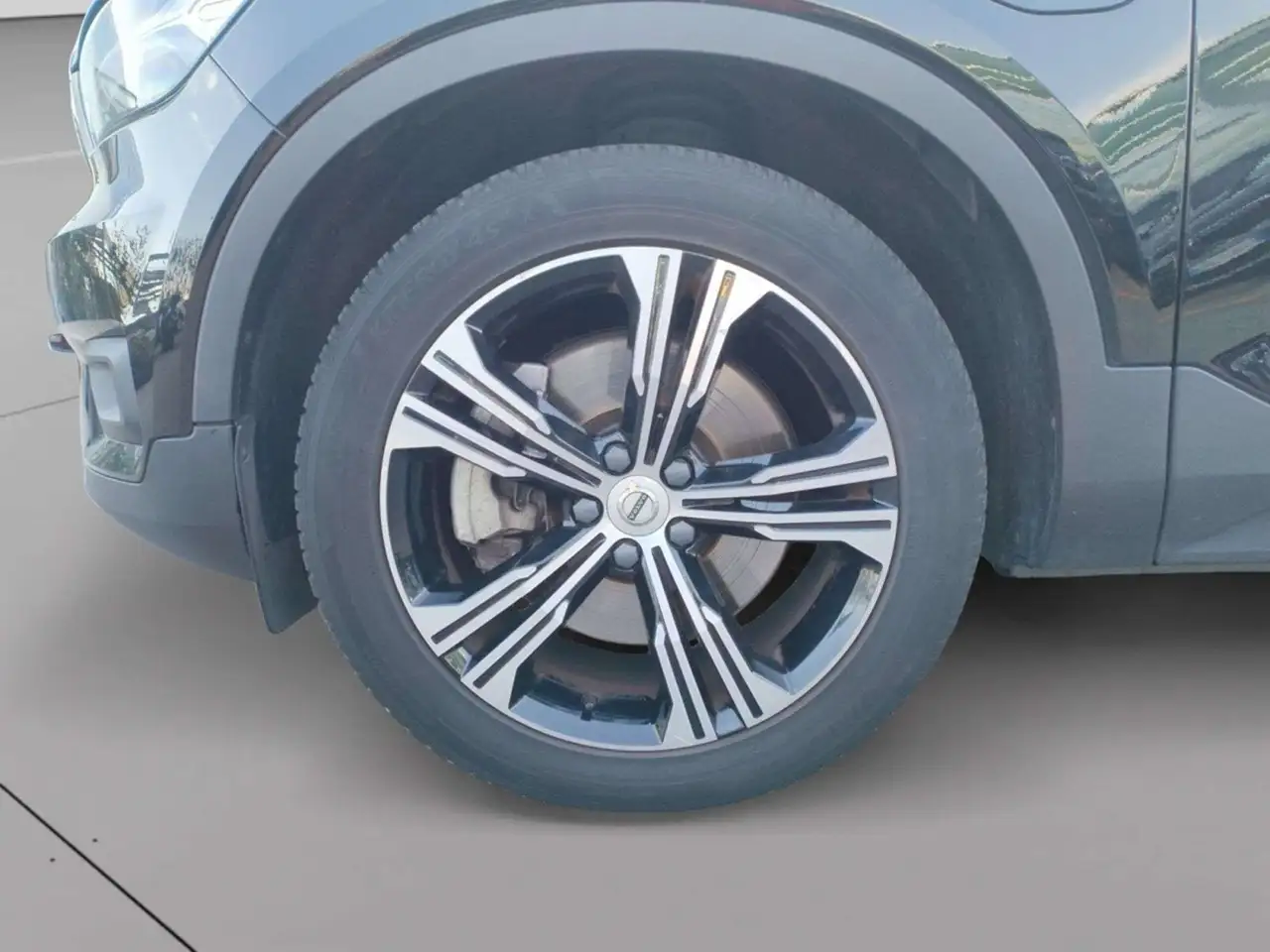 Volvo XC40 T5 Recharge Plug-in Hybrid Inscription, миниатюра 9