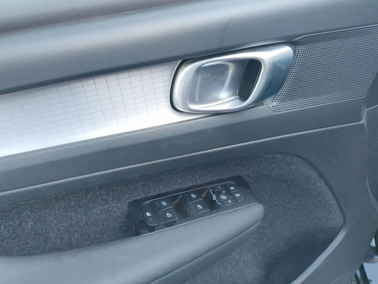 Volvo XC40 T5 Recharge Plug-in Hybrid Inscription, миниатюра 11