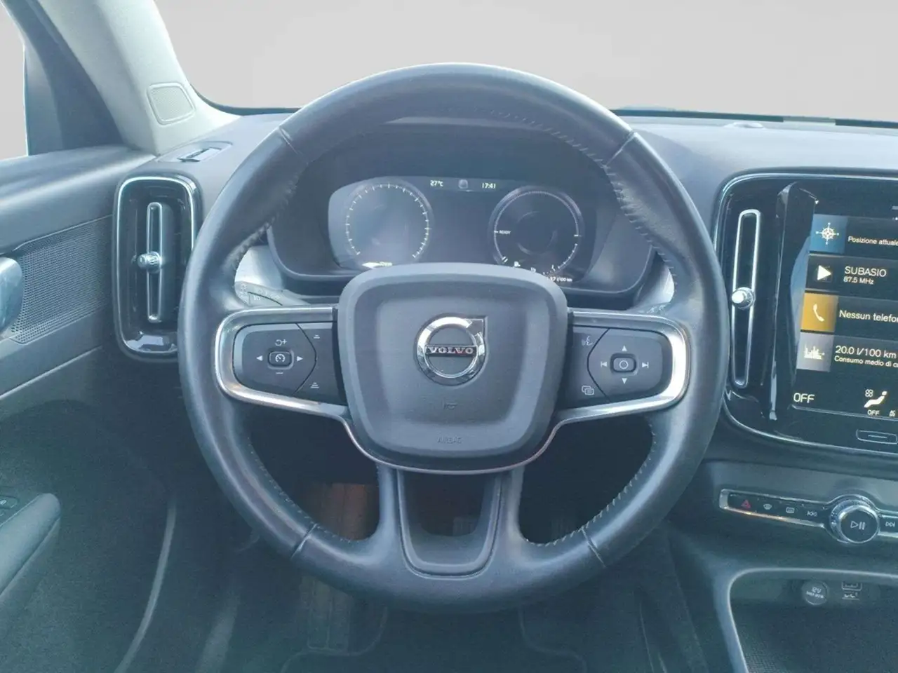 Volvo XC40 T5 Recharge Plug-in Hybrid Inscription, миниатюра 13