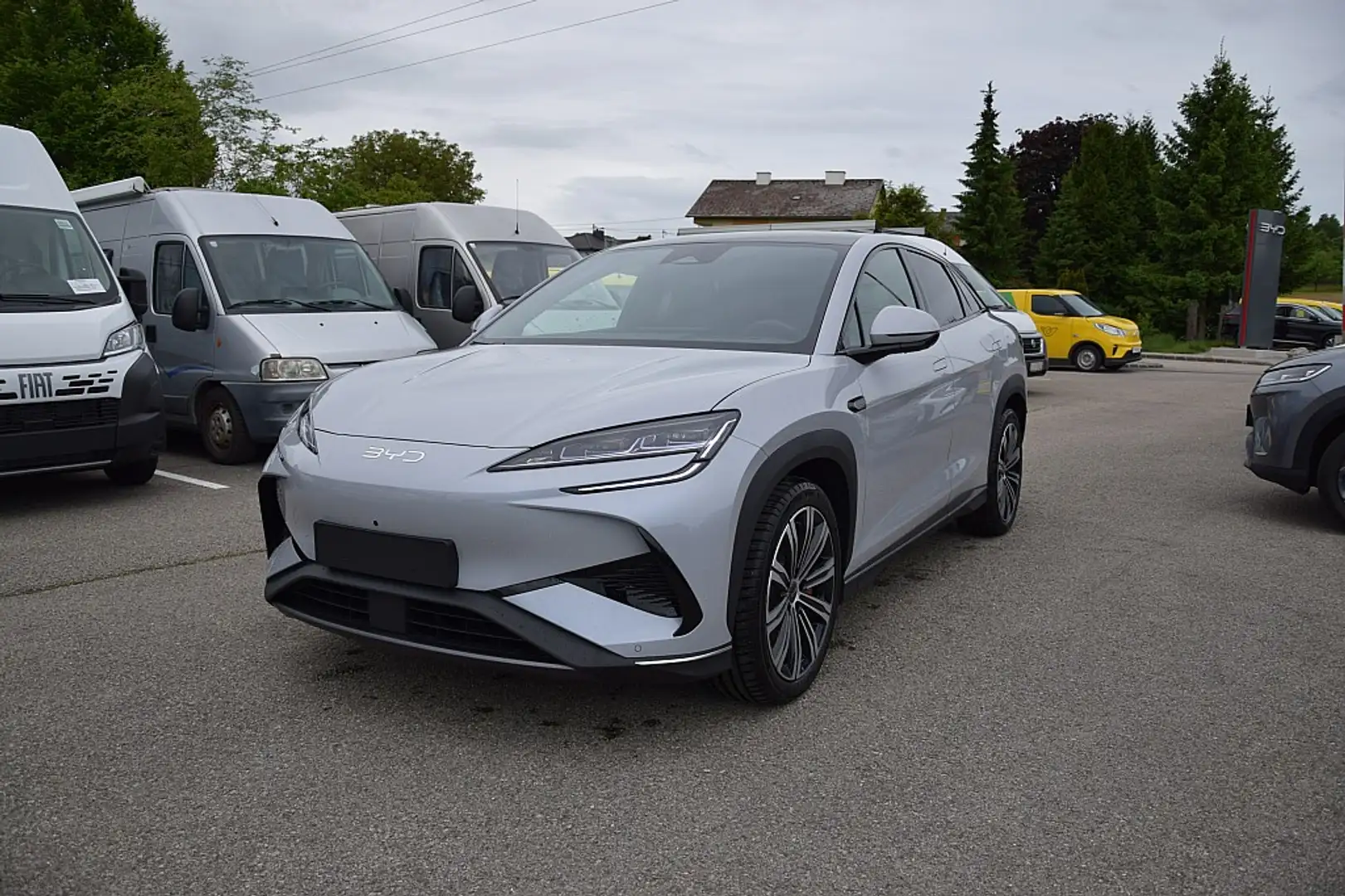 BYD Sealion 7 Excellence 91.5 kWh AWD **Lagerfahrzeug** Grau - 1