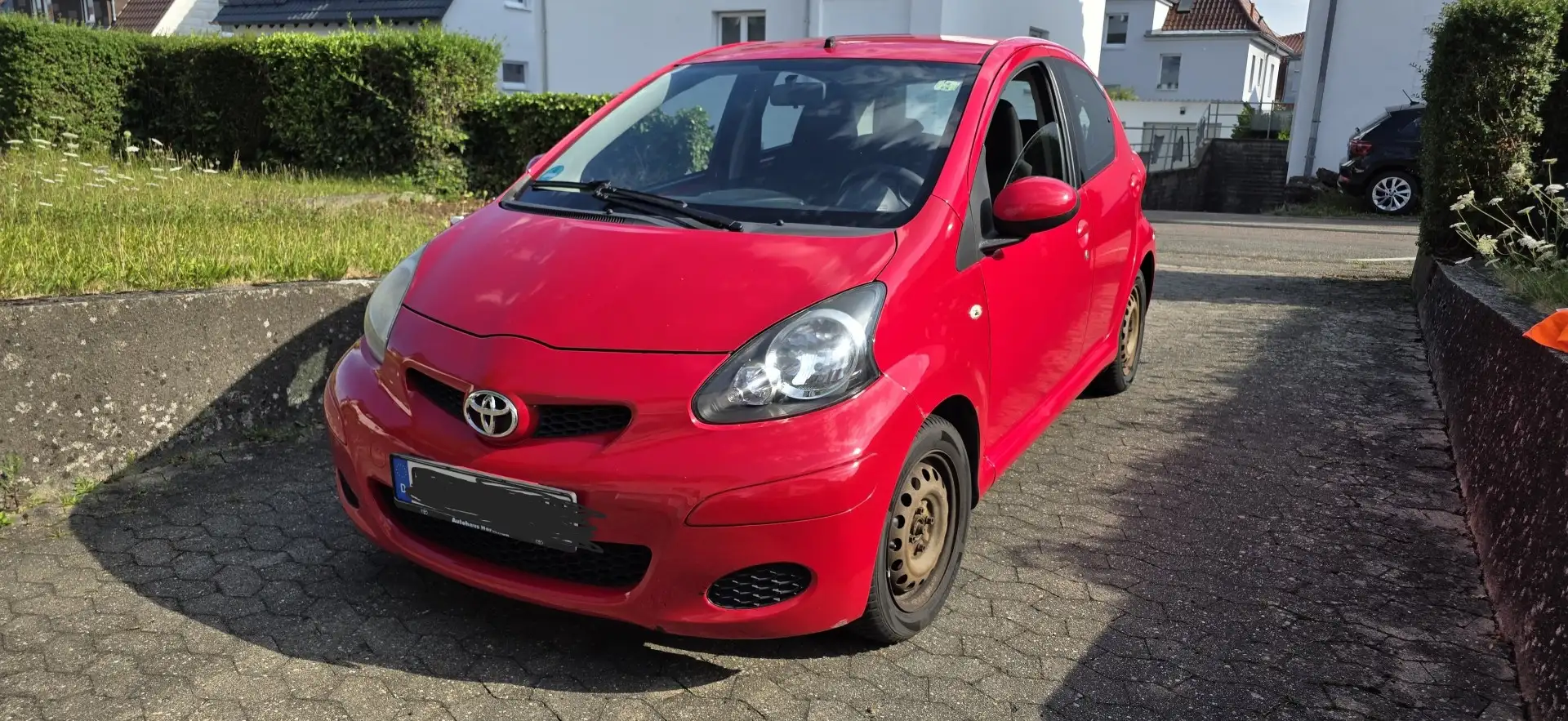 Toyota Aygo Cool Rot - 1