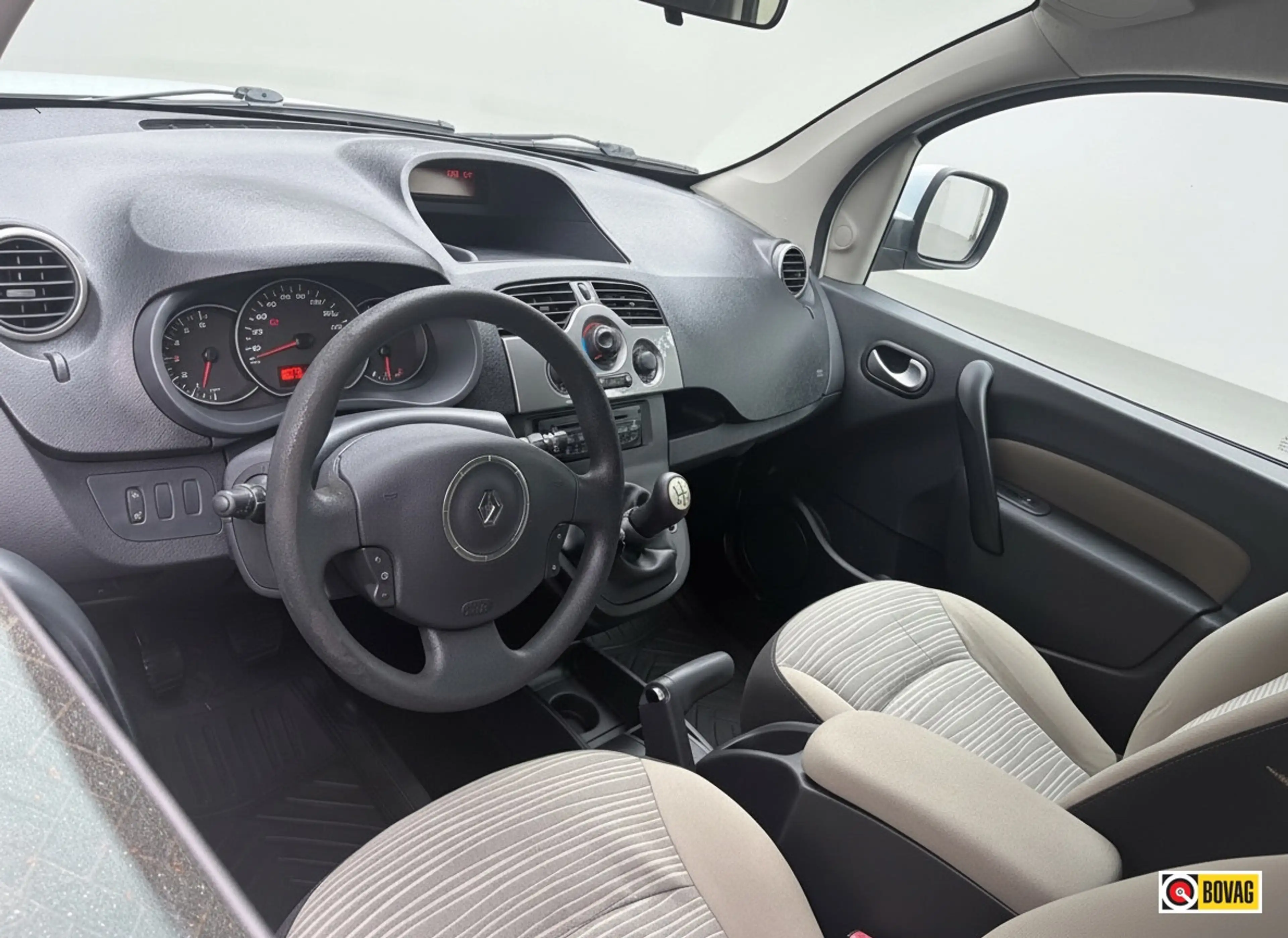 Renault Kangoo Family 1.6-16V Expression — photo 10