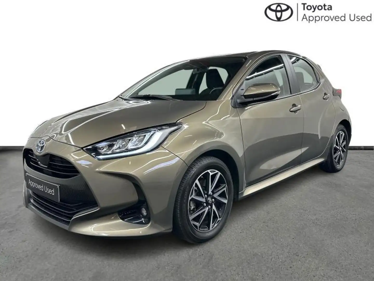 Toyota Yaris Iconic Carplay Keyless LED ALU Bruin - 1
