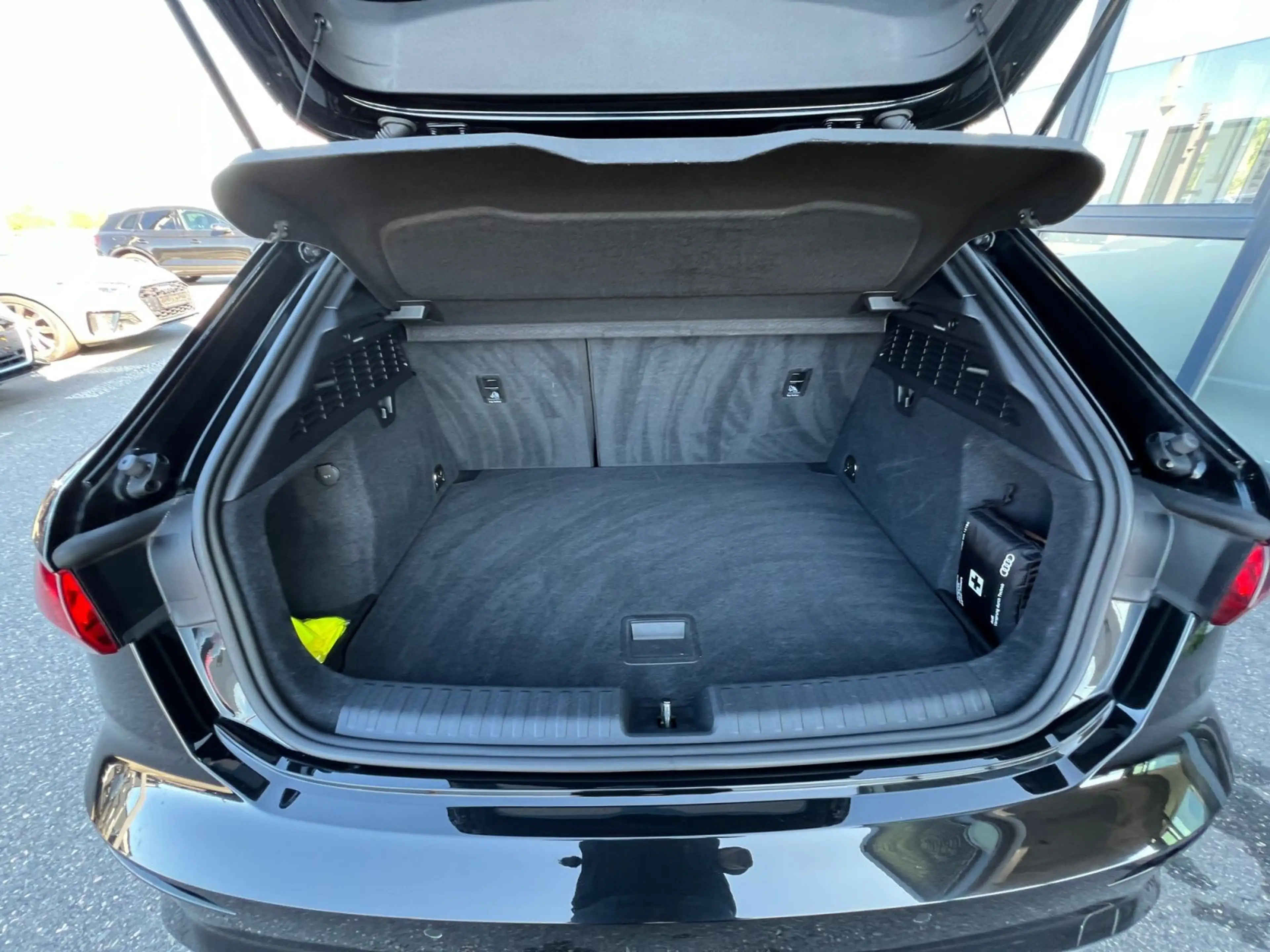 Audi S3 2.0 TFSI q. S-Tronic, Bang & Olufse — photo 14