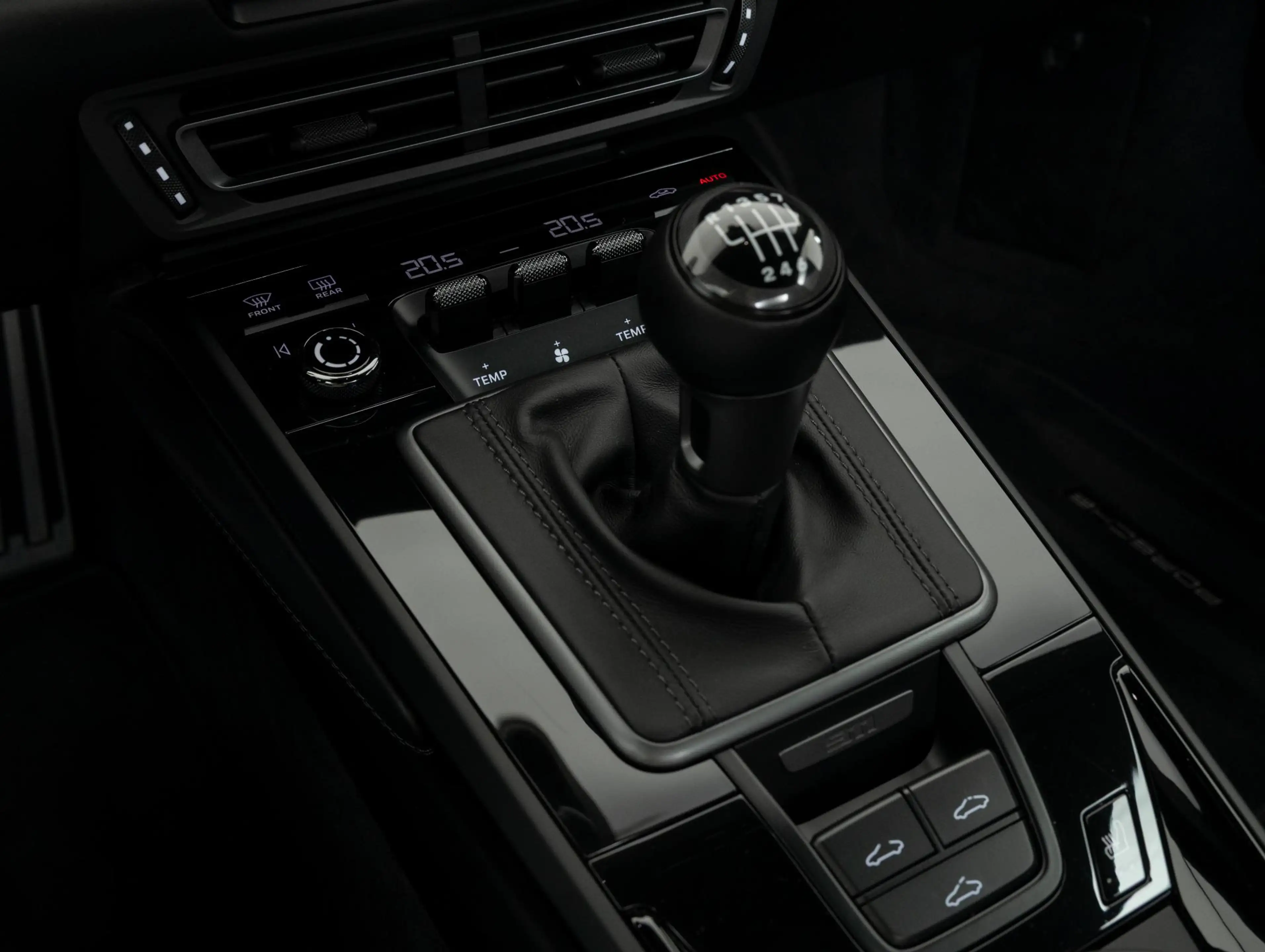 Porsche 992 Carrera T — photo 38