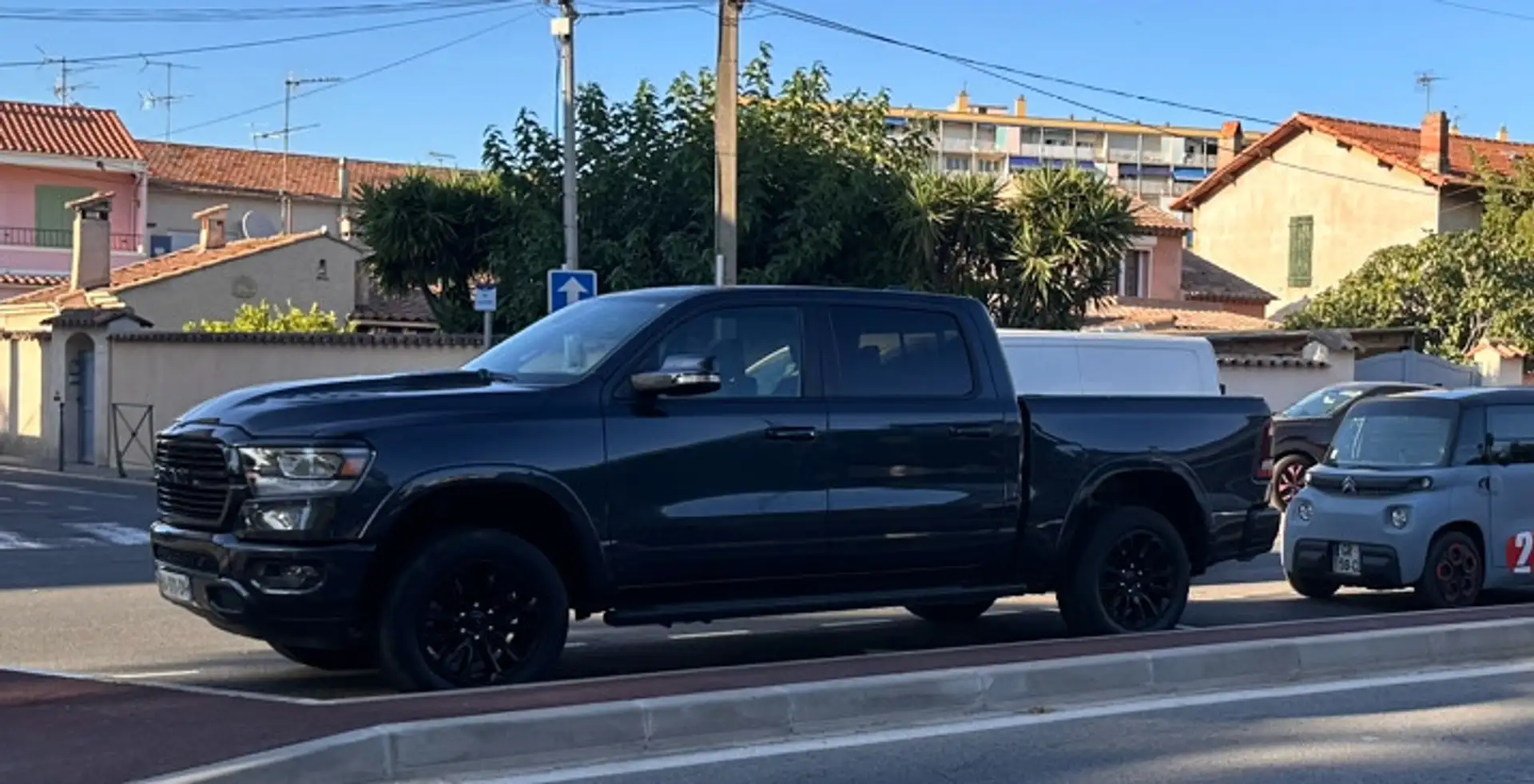 Dodge RAM Dodge ram 5.7 Laramie sport GPL / ethanol / SP Gris - 1