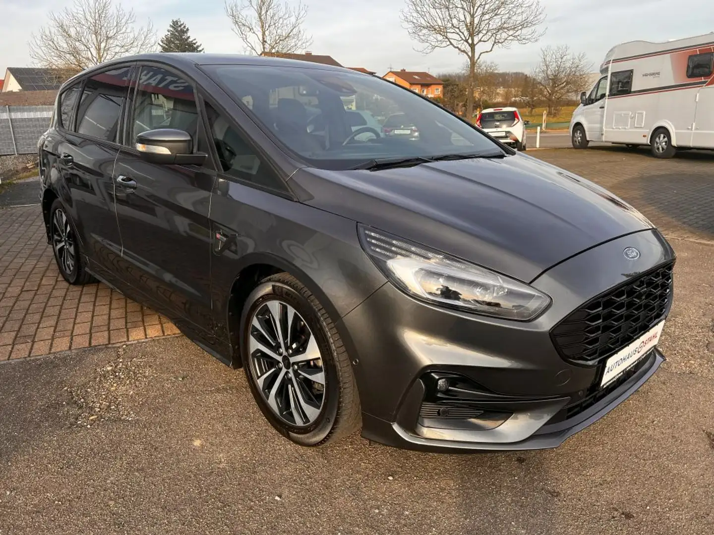 Ford S-Max 2.5 Duratec FHEV ST-LINE - 2