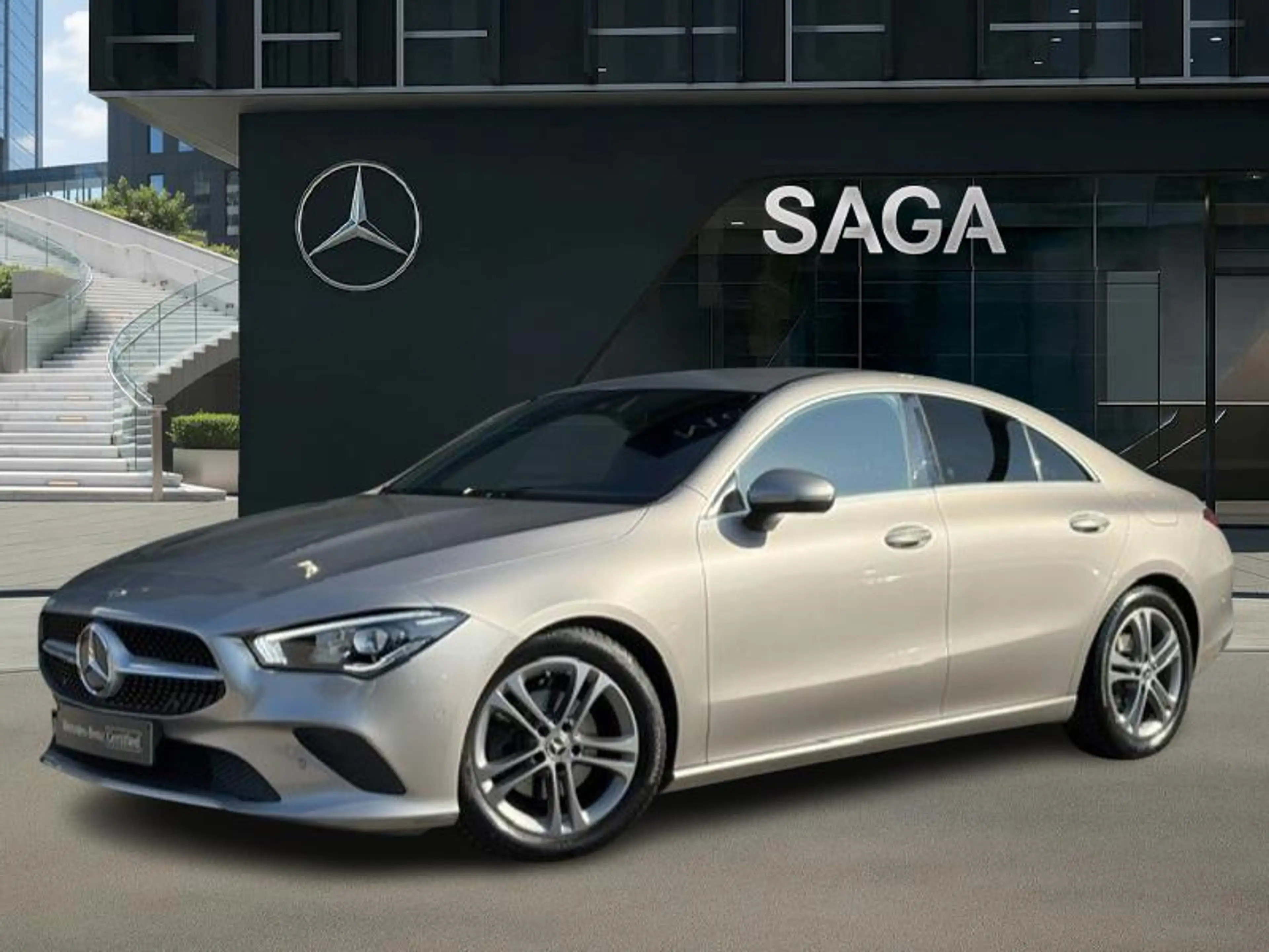 Mercedes-Benz CLA 180 Coupé Luxury Line