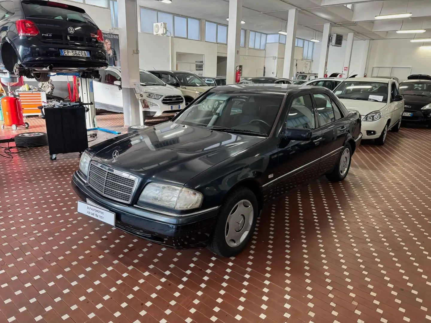 Mercedes-Benz C 180 C 180 cat Classic Blauw - 1