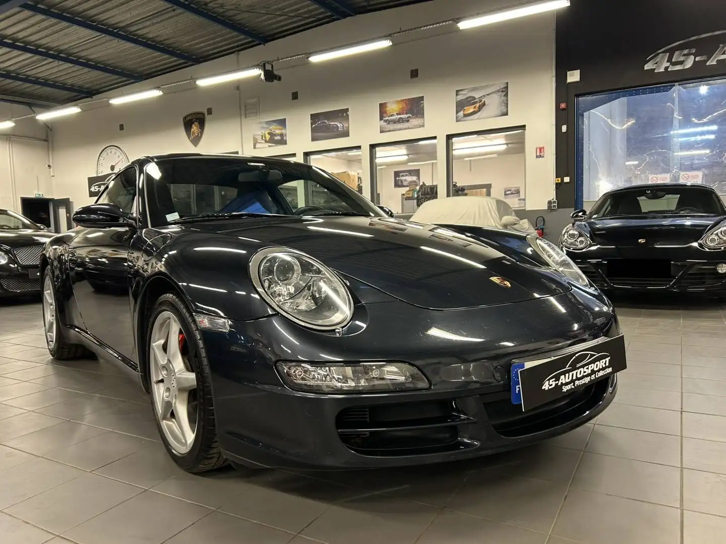 Porsche 911 IV (997) Carrera Gris - 1