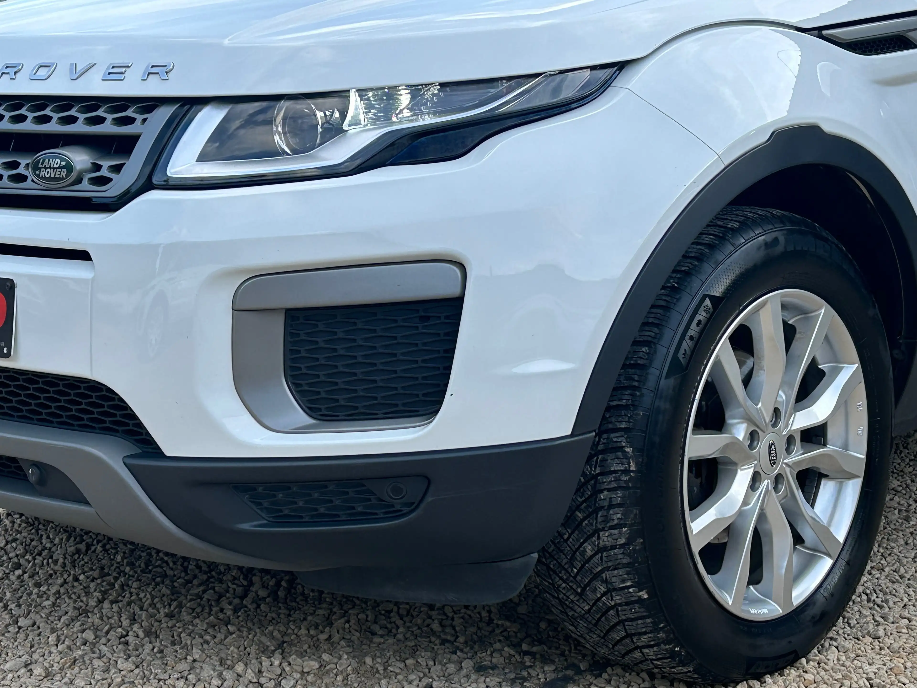 Land Rover Range Rover Evoque Evoque 2.0 eD4 2WD Urban Series Pure — photo 9