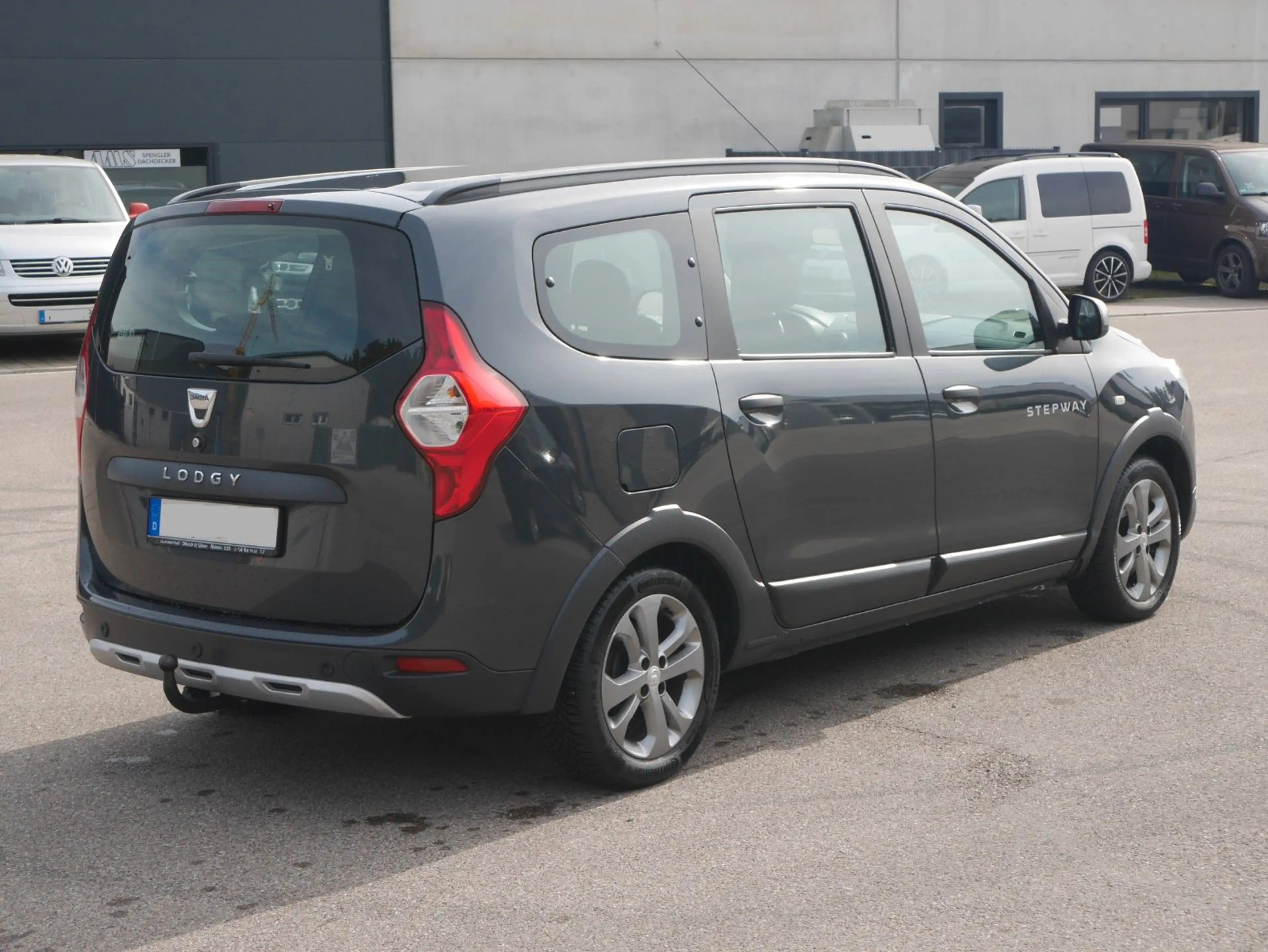 Dacia Lodgy 1.2 TCe 115 Stepway/7-Sitze/AHK/1.HAND/Eu6 — photo 5