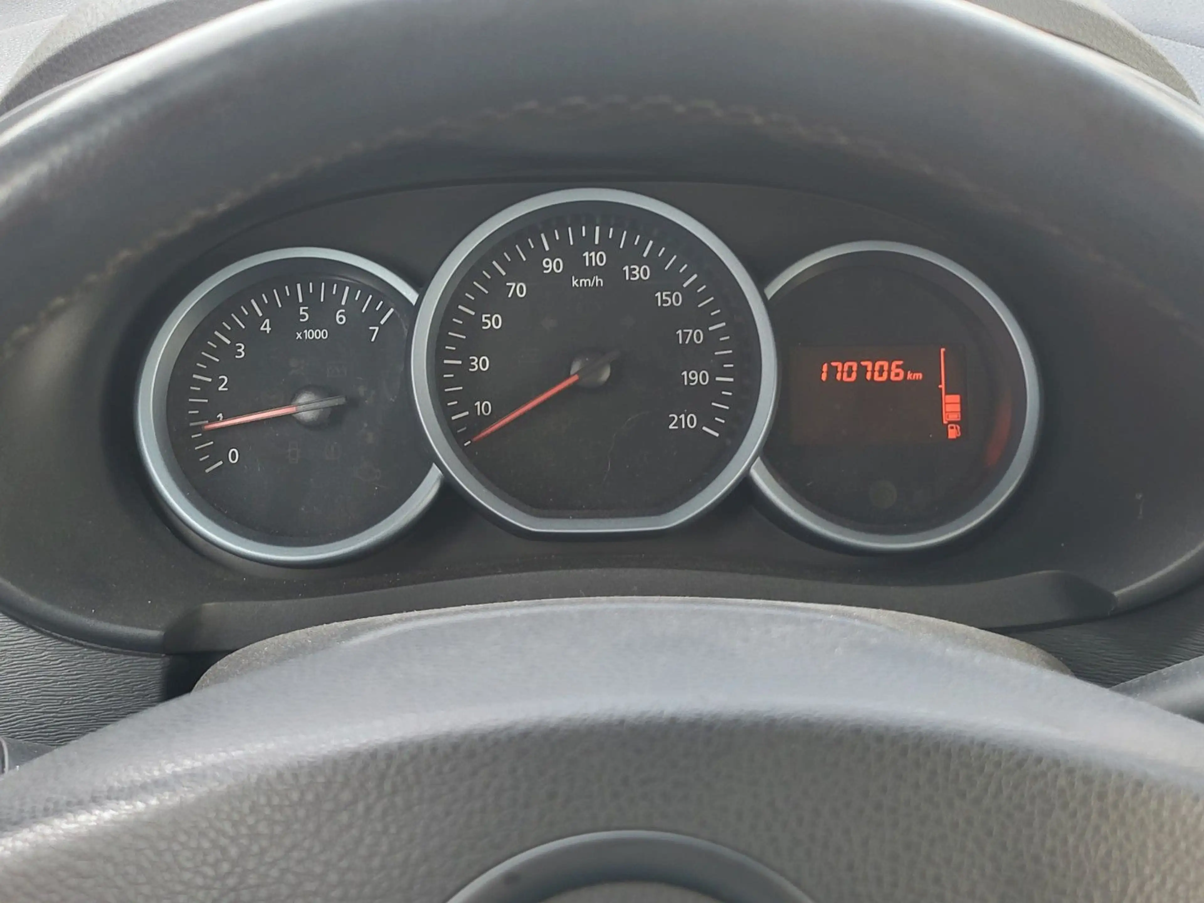 Dacia Lodgy 1.2 TCe 115 Stepway/7-Sitze/AHK/1.HAND/Eu6 — photo 12