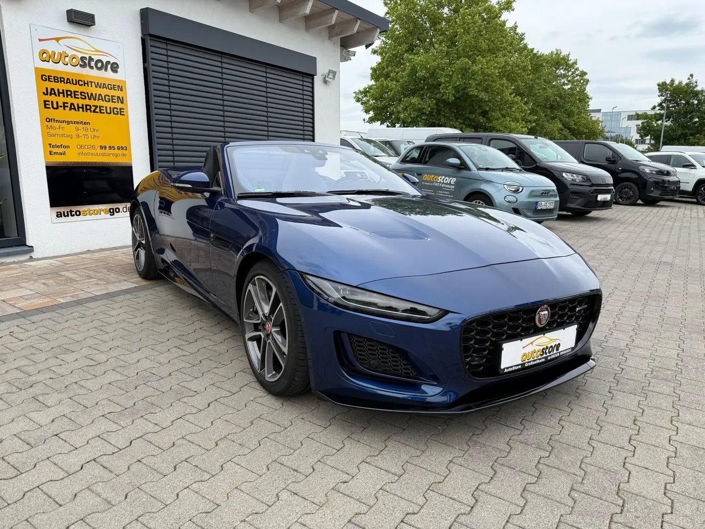Jaguar F-Type 2.0 L i4 R-Dynamic RWD 221 kW (300 PS), Autom. ... Blau - 2