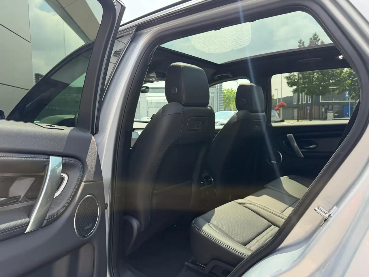 Land Rover Discovery Sport 2026 — фото 13