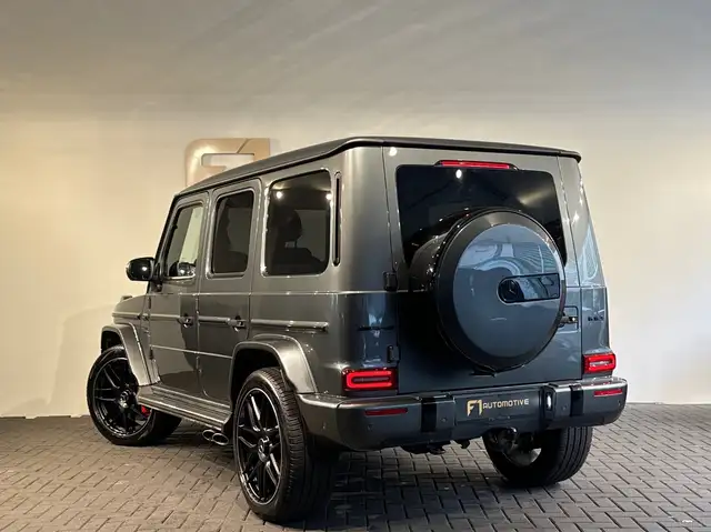 Mercedes-Benz G-Class view 9