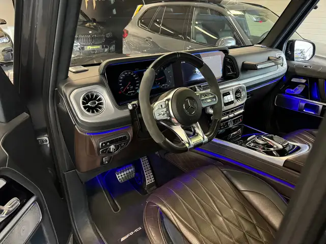 Mercedes-Benz G-Class view 5
