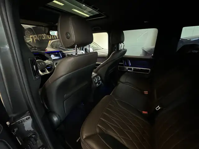 Mercedes-Benz G-Class view 13