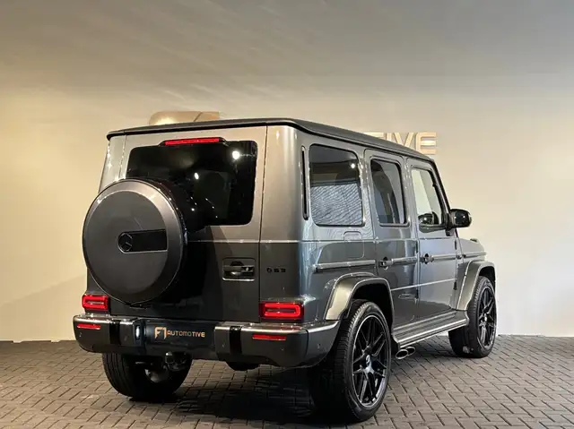 Mercedes-Benz G-Class view 3