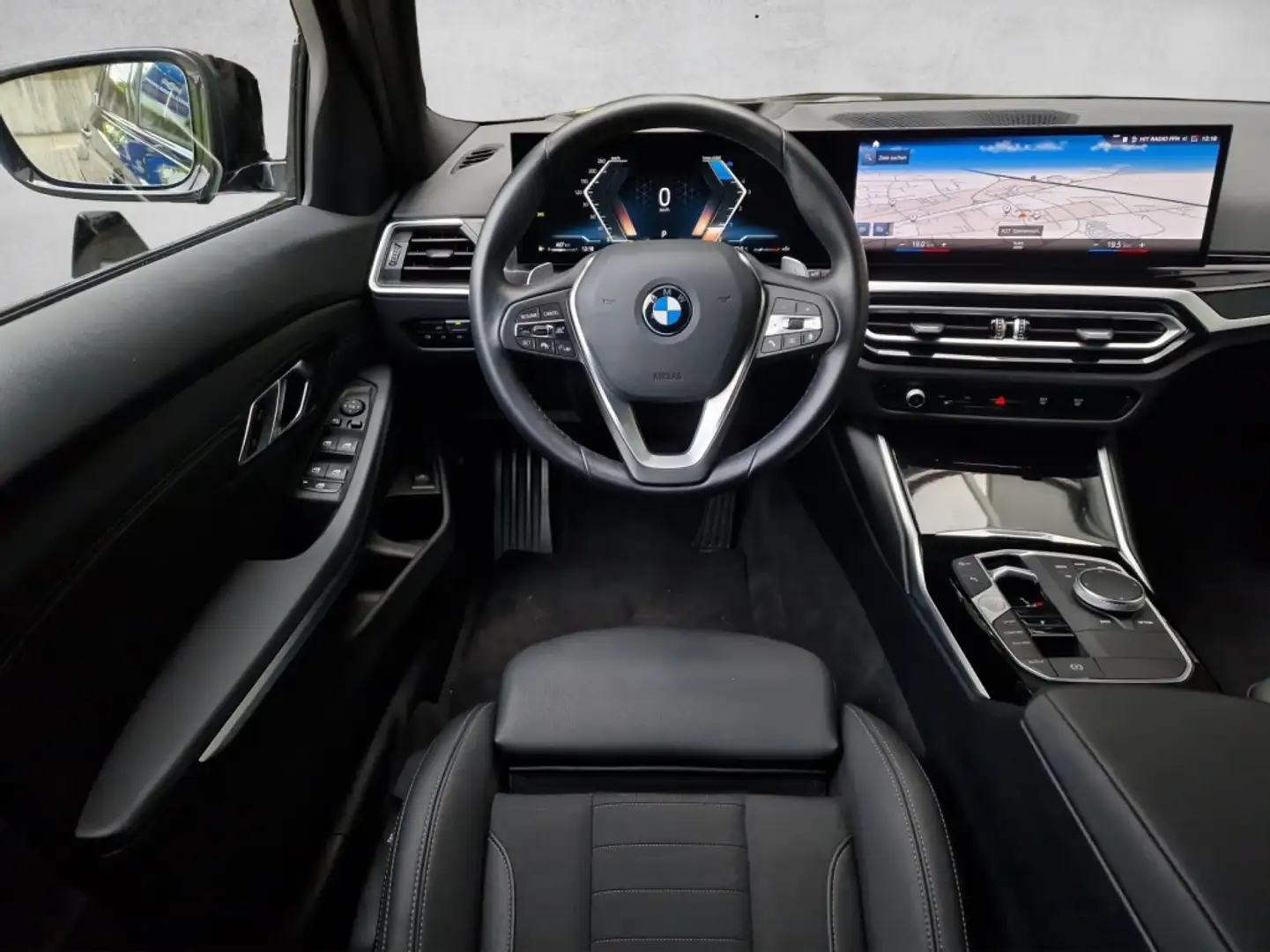 BMW 320 d Curved Display LED Drivingassist AHK HuD Schwarz - 2