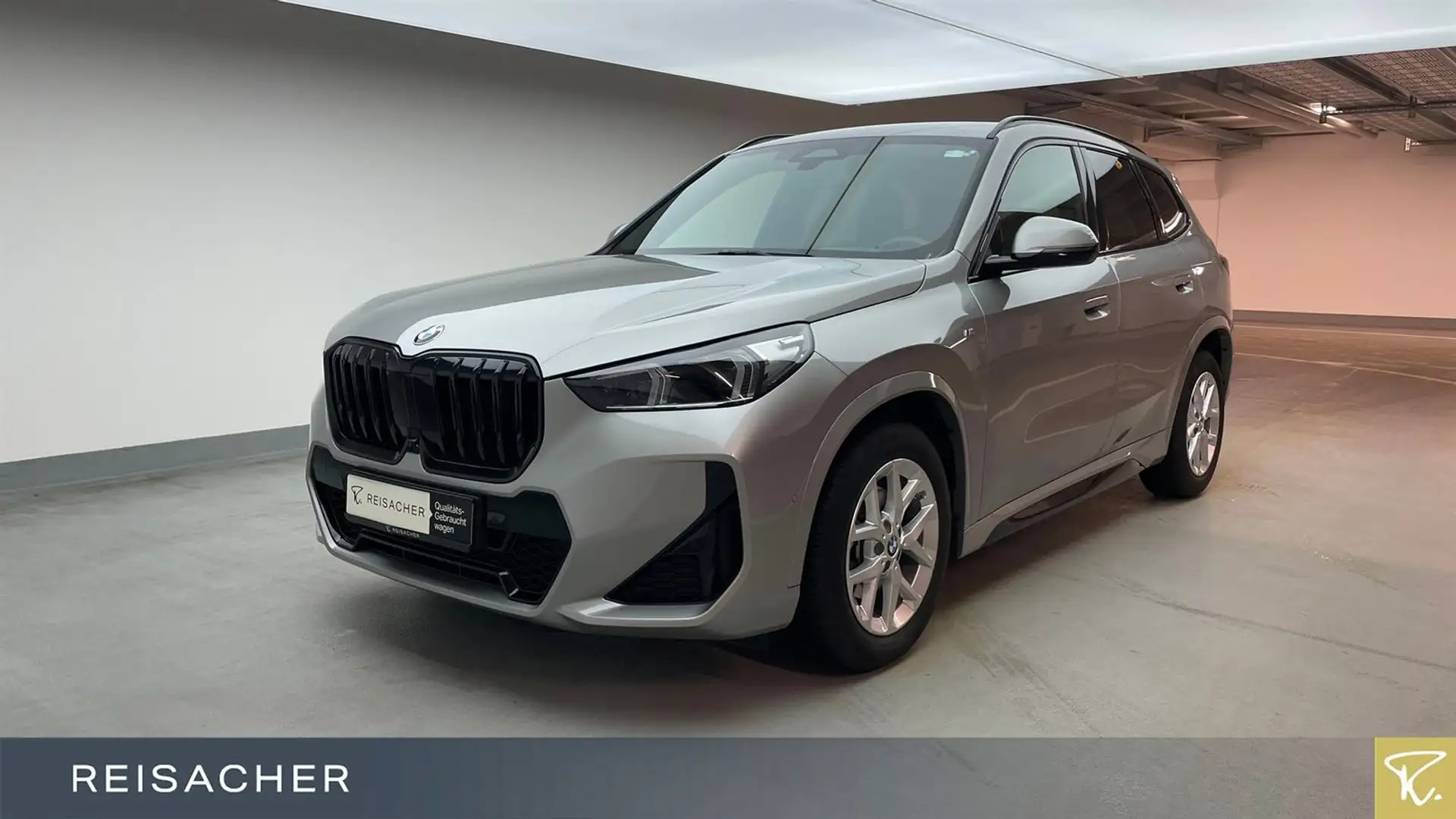 BMW X1 sDrive18d A M-Sport,AHK,Autom Silber - 1