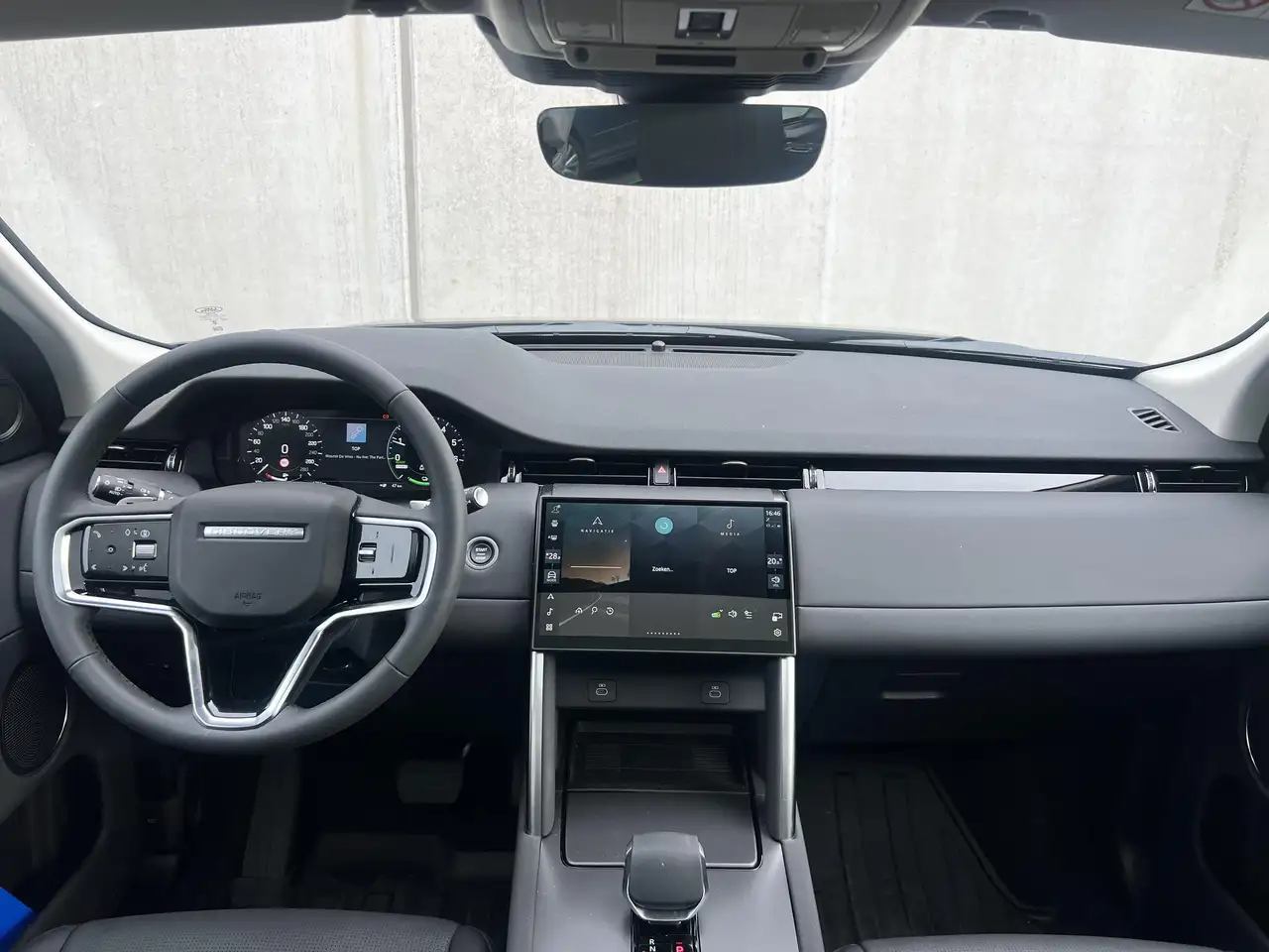 Land Rover Discovery Sport 2026 — фото 8