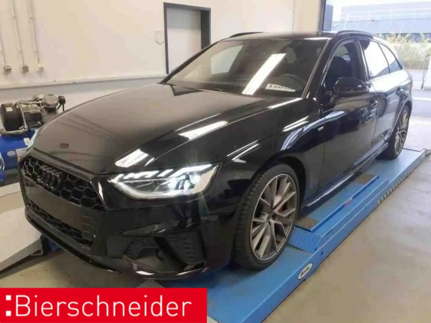 Audi A4 Av 40 TDI 2x S-Line AHK MATRIX STAND 19 Schwarz - 2