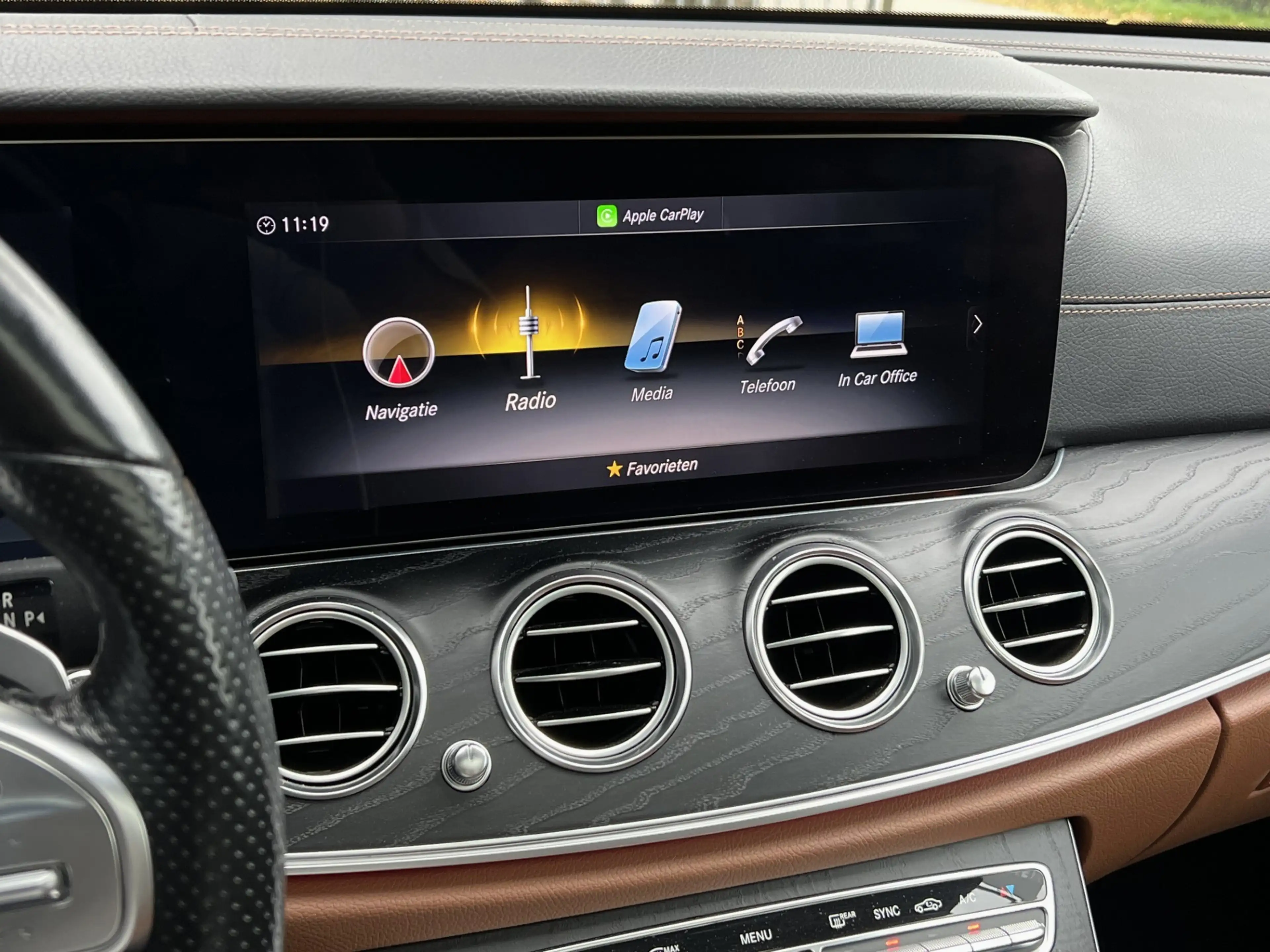 Mercedes-Benz E 220 d AMG Line COMPLEET!/BURMESTER!/ — photo 18