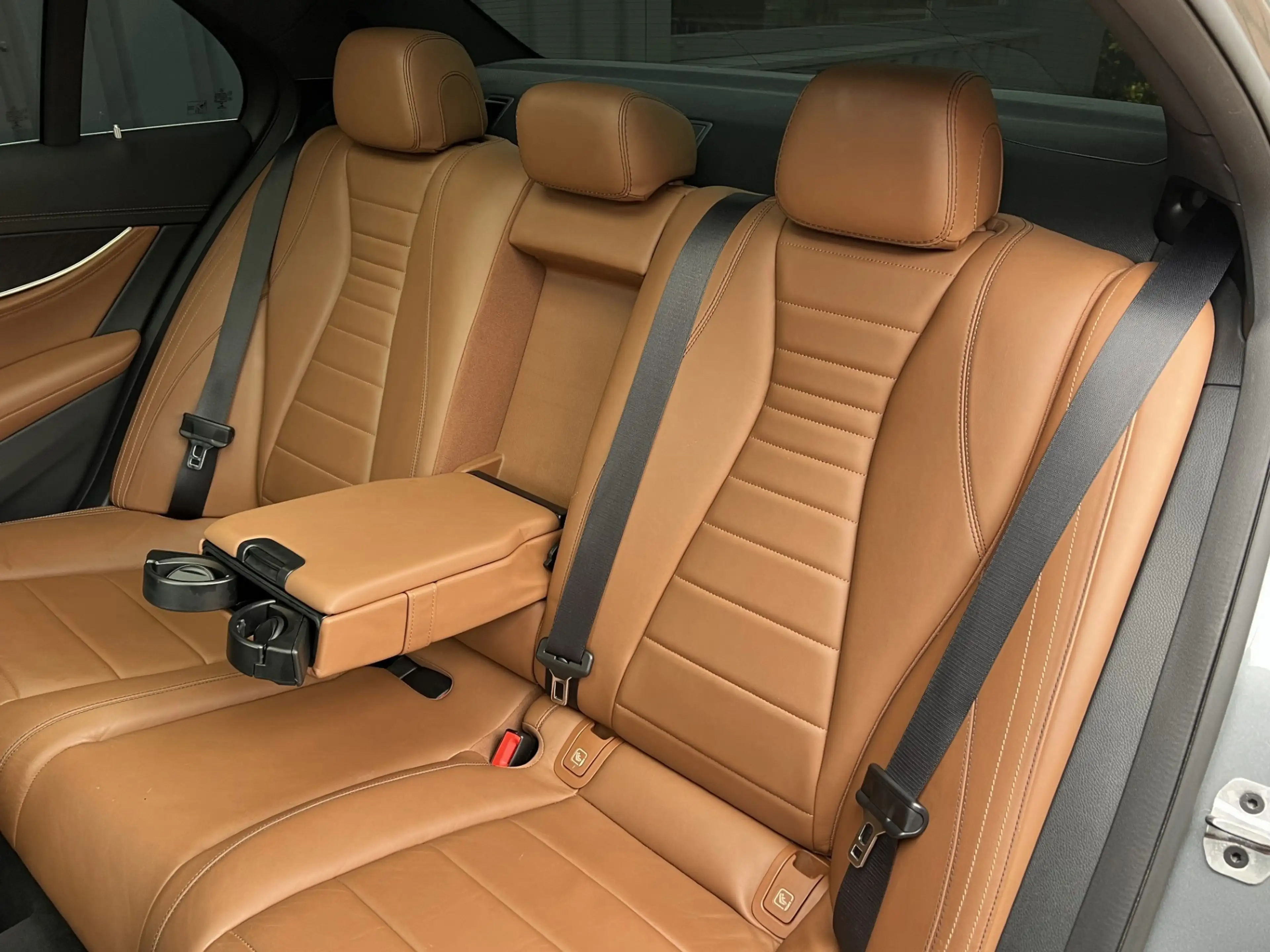 Mercedes-Benz E 220 d AMG Line COMPLEET!/BURMESTER!/ — photo 13