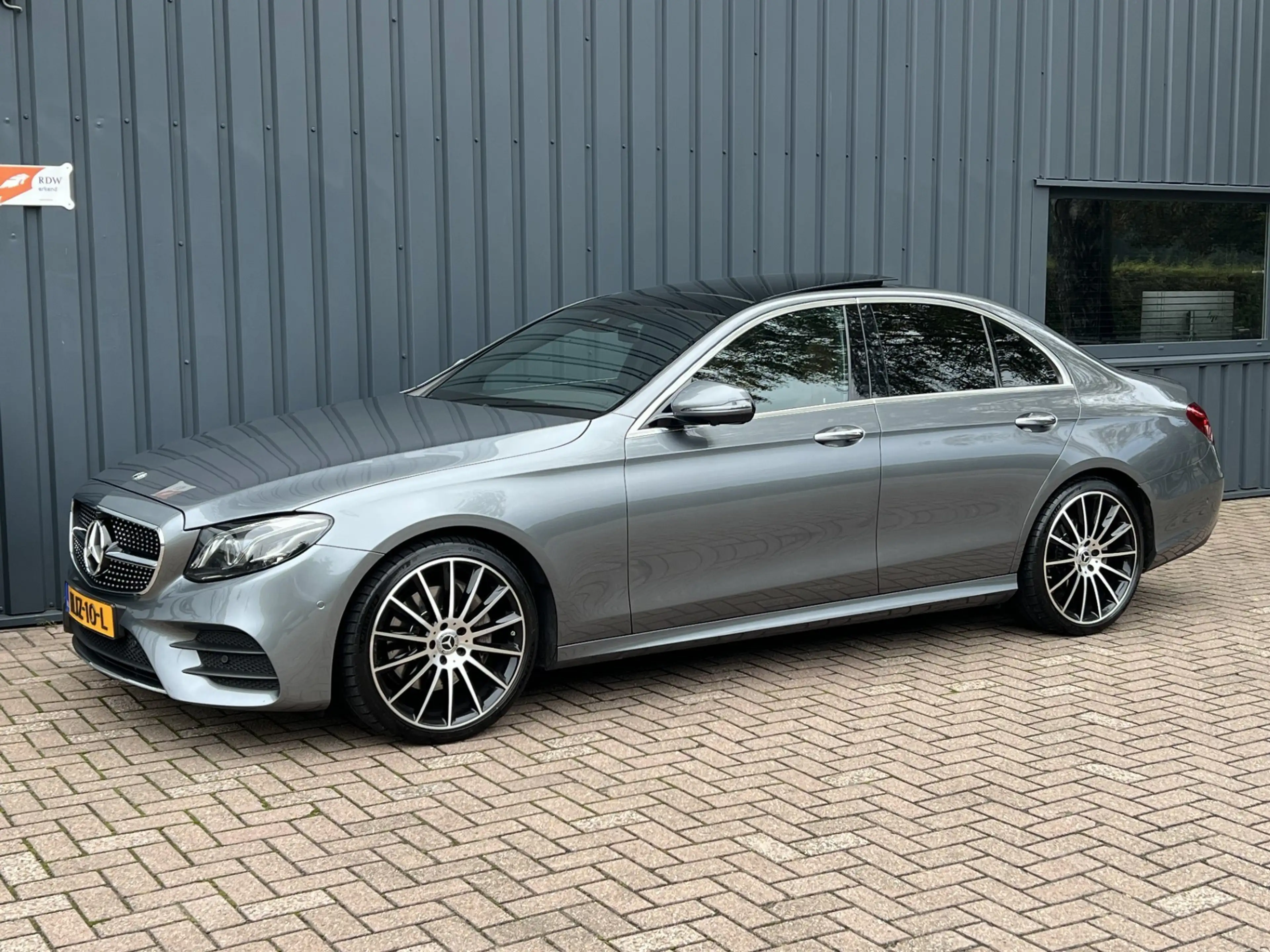 Mercedes-Benz E 220 d AMG Line COMPLEET!/BURMESTER!/