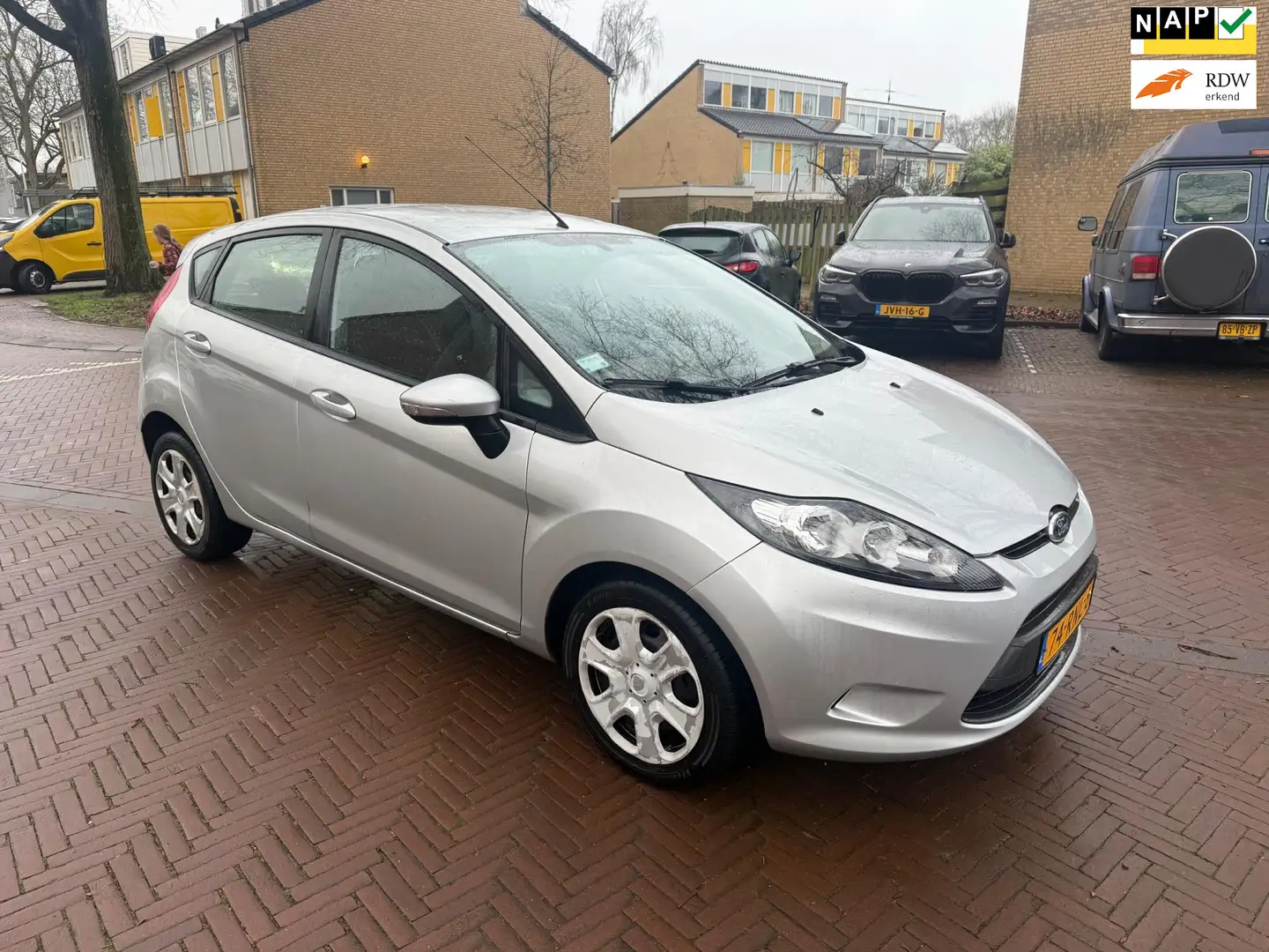 Ford Fiesta Mooie auto / 147.000 NAP / Airco / Leuke auto Grau - 1