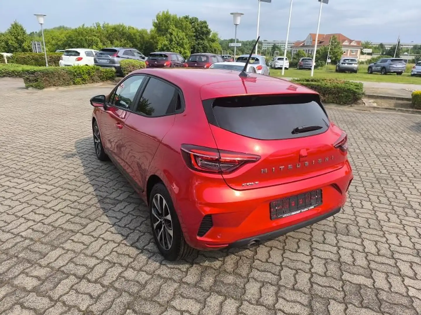 Mitsubishi Colt PLUS 1.0 Benziner 5-Gang Rosso - 2