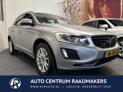 Volvo XC60 3.0 T6 AWD Momentum YOUNGTIMER ! LEDER CRUISE CONT
