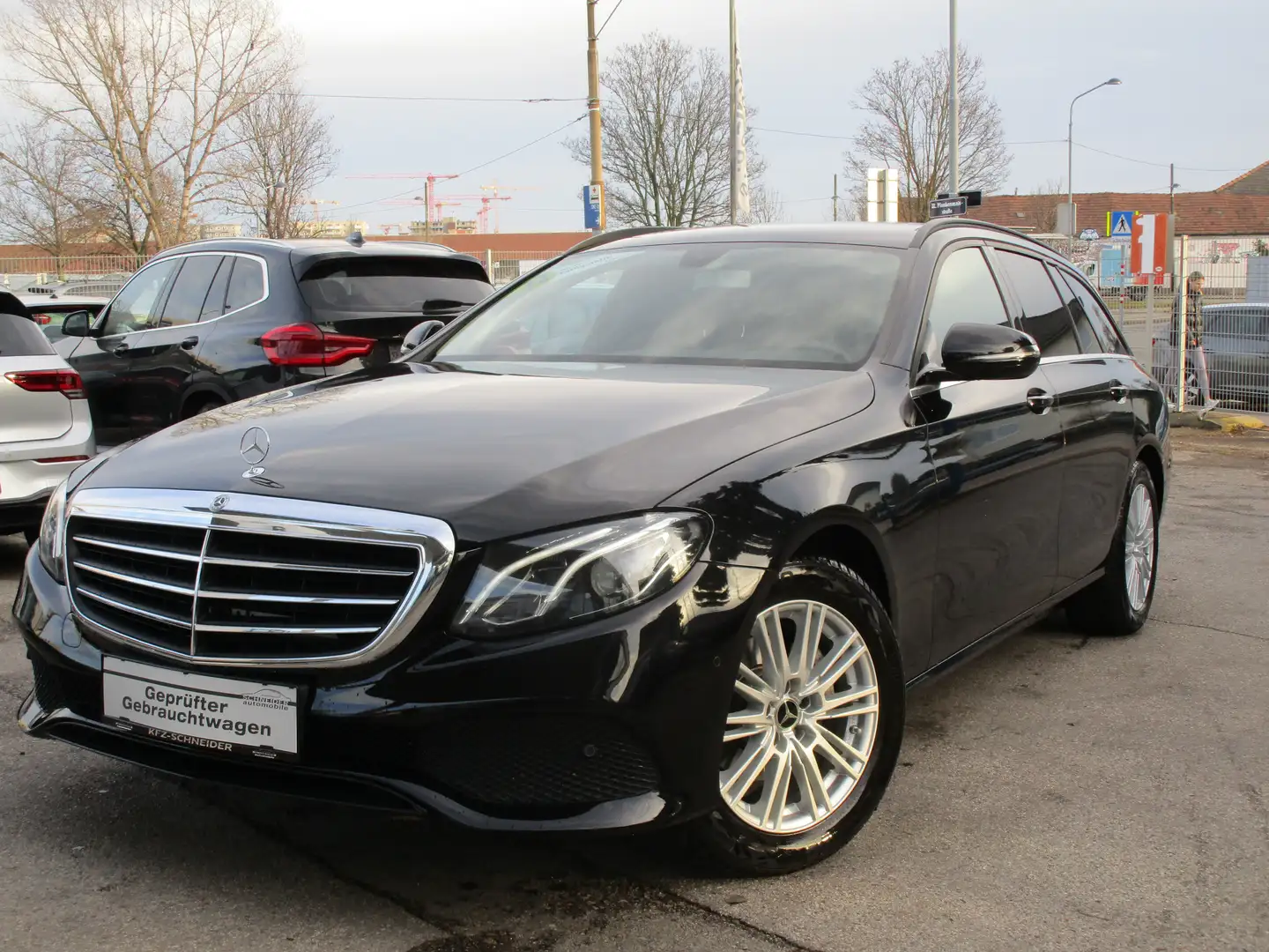 Mercedes-Benz E 220 E 220 d T Aut. Schwarz - 2