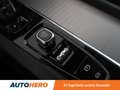 Volvo XC60 2.0 T8 Plug-in Hybrid R-Design AWD Grau - thumbnail 26
