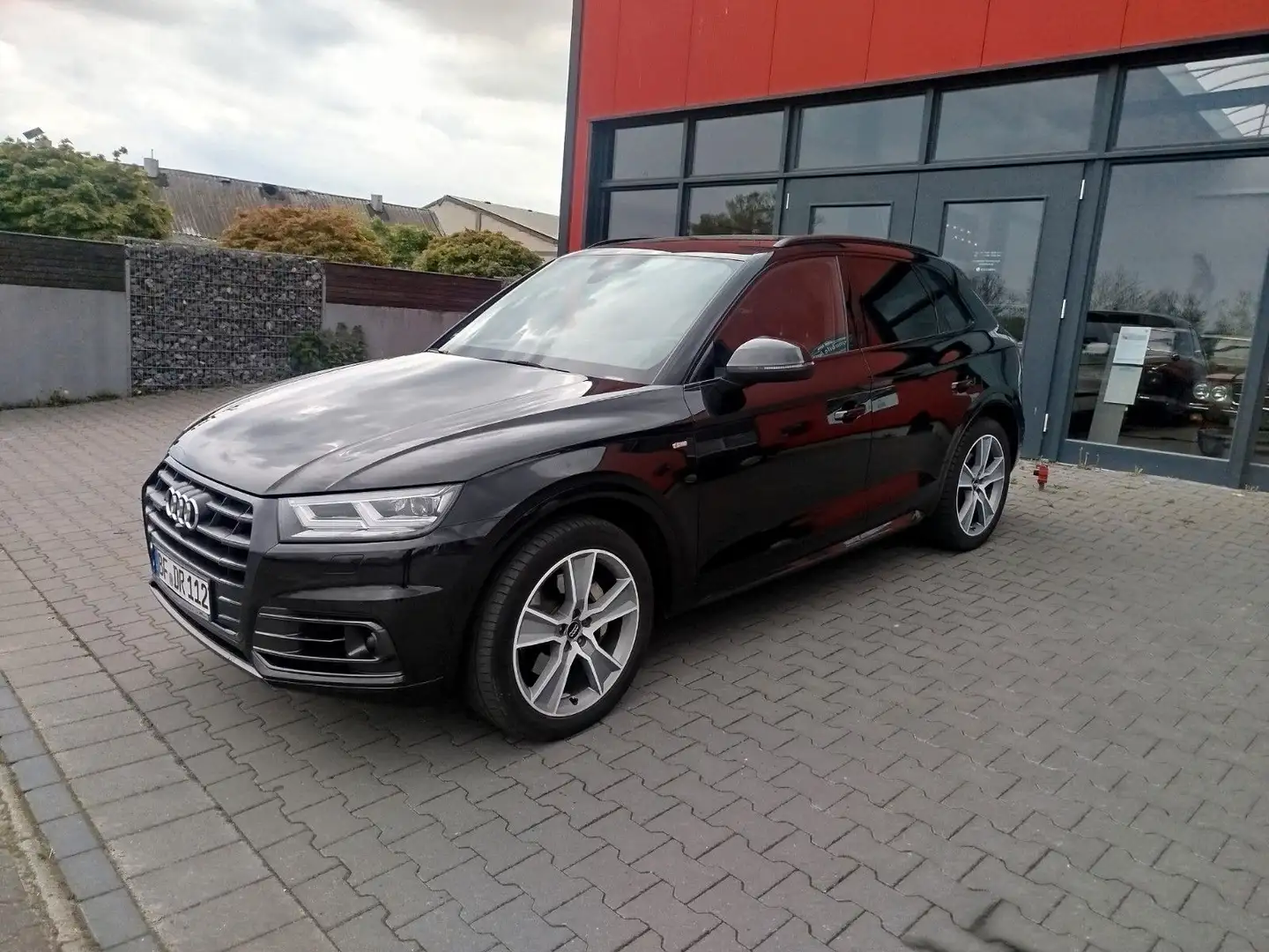 Audi Q5 quattro sport Noir - 2