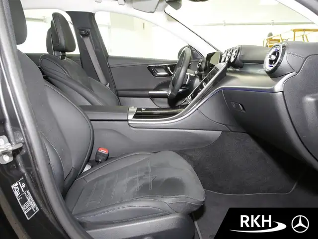 Mercedes-Benz C-Class view 6