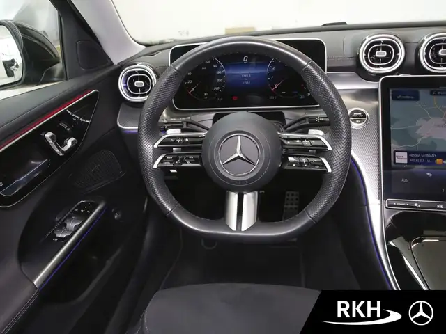 Mercedes-Benz C-Class view 12