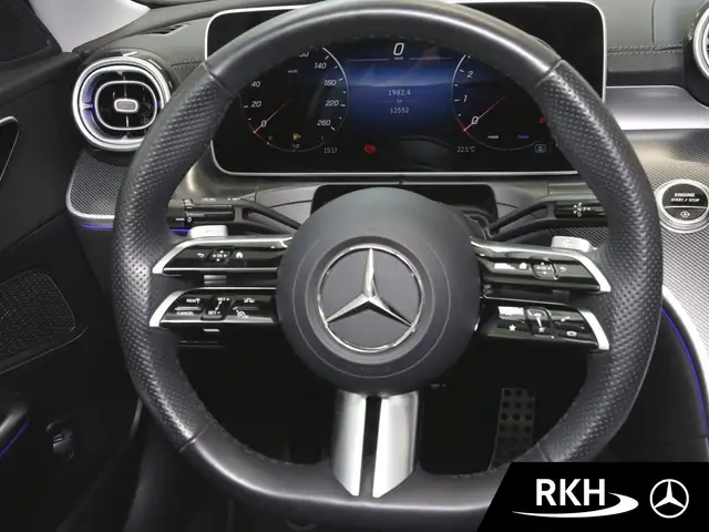 Mercedes-Benz C-Class view 13
