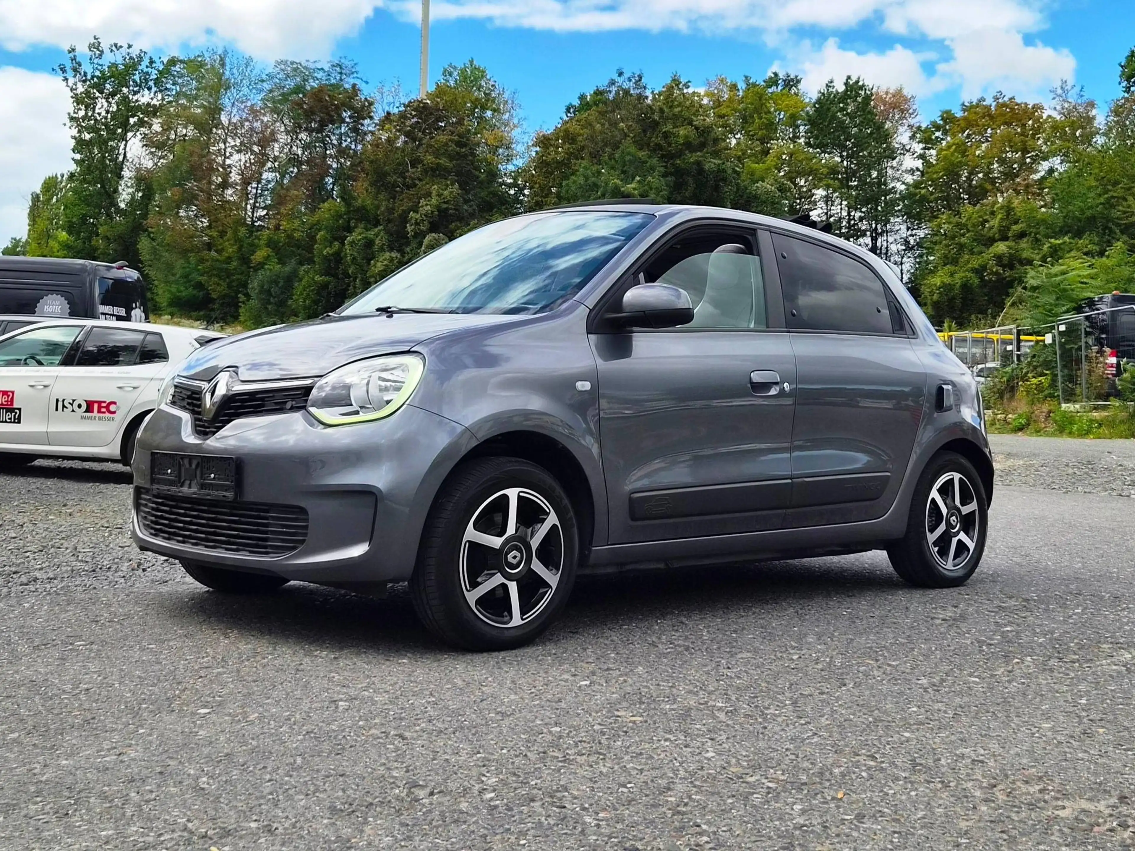 Renault Twingo Limited/39000km/Faltdach/Alufelgen/Winterreifen/Einparkhilfe/Finanzierung ab 6,99%/Euro6