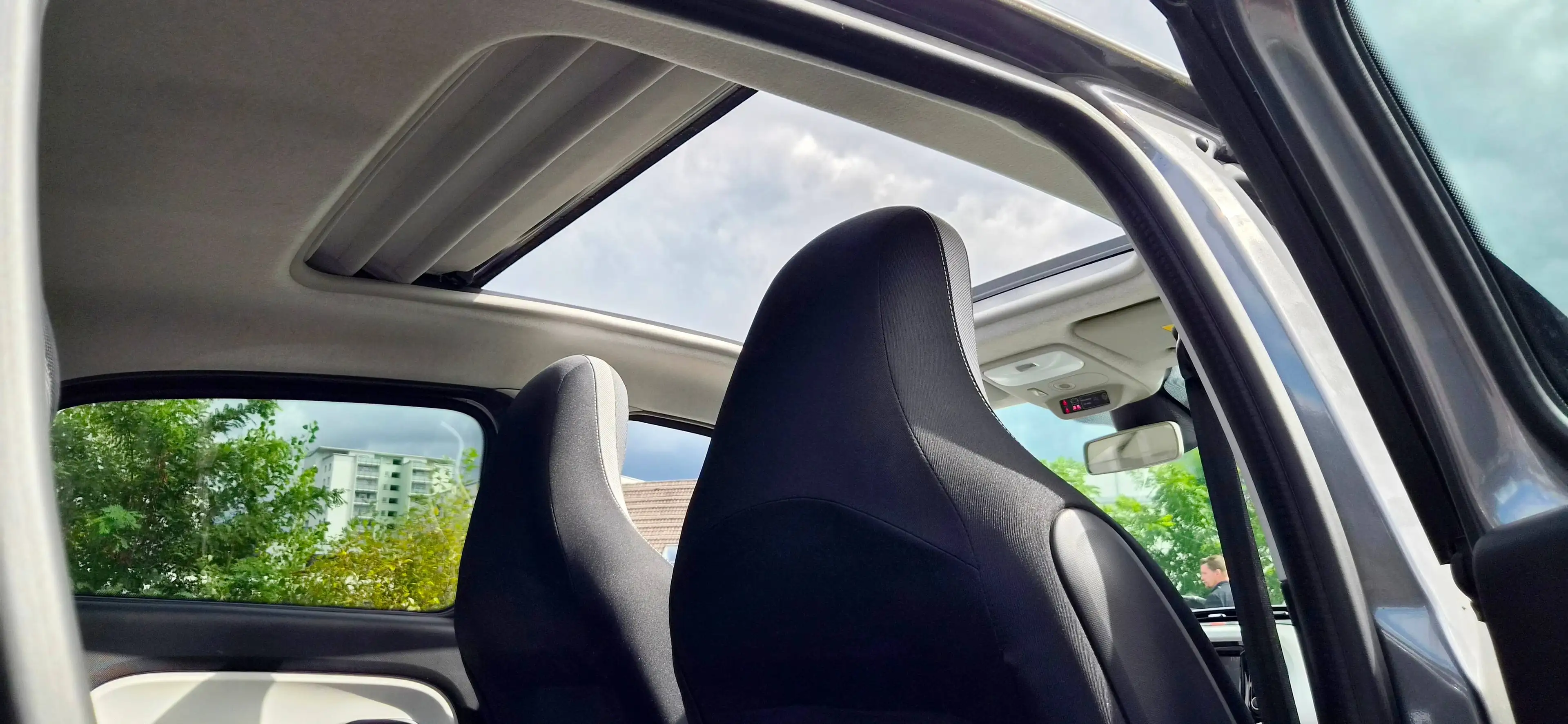 Renault Twingo Limited/39000km/Faltdach/Alufelgen/Winterreifen/Einparkhilfe/Finanzierung ab 6,99%/Euro6 — photo 17